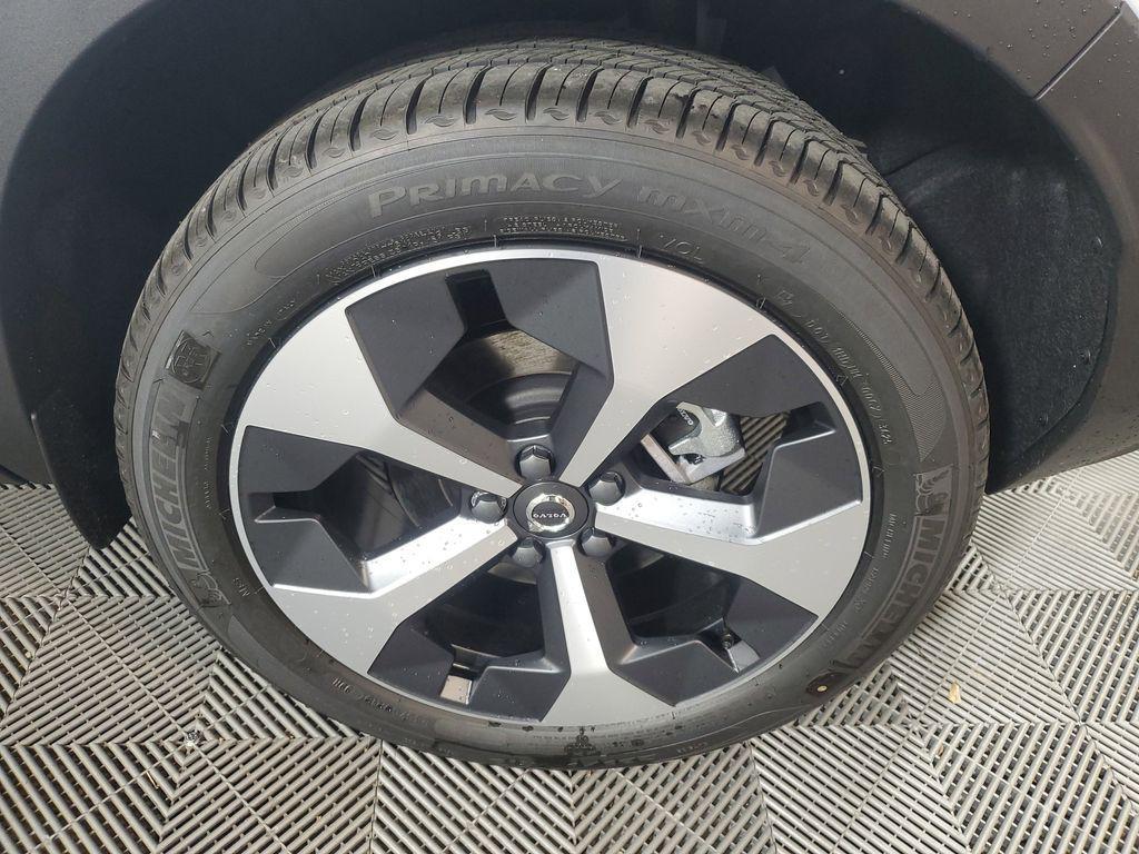 new 2026 Volvo XC40 car, priced at $51,655