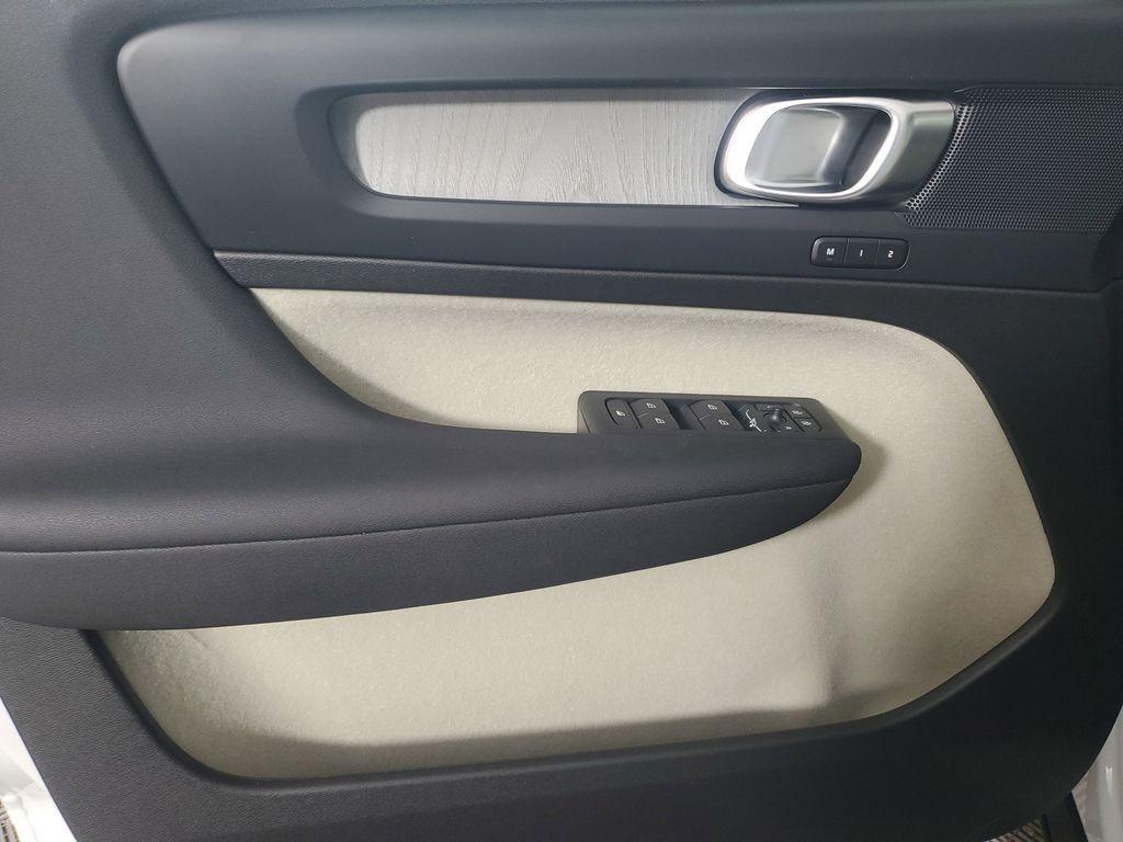 new 2026 Volvo XC40 car, priced at $51,655