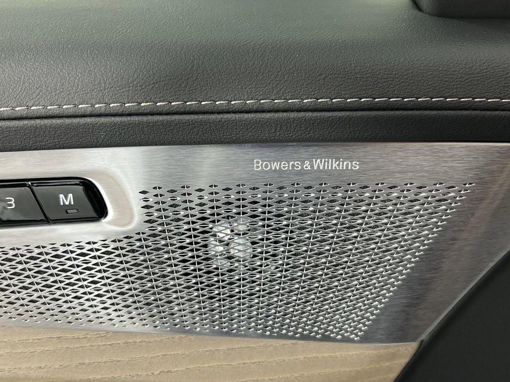 new 2026 Volvo XC90 car, priced at $81,754