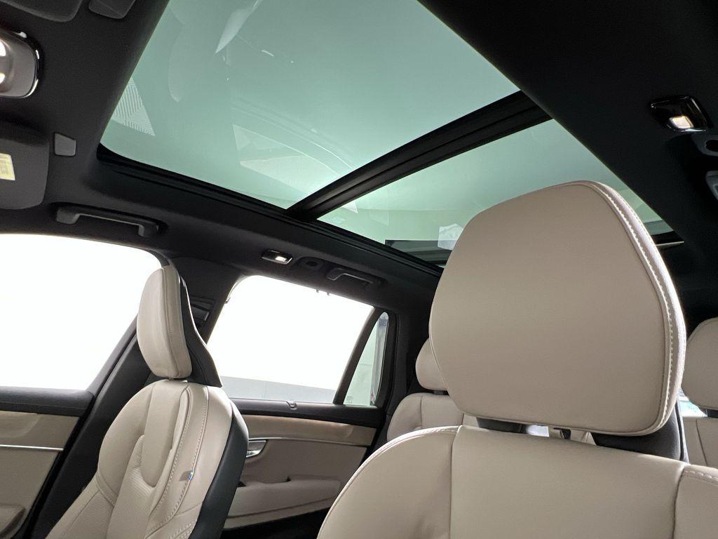 new 2026 Volvo XC90 car, priced at $80,955