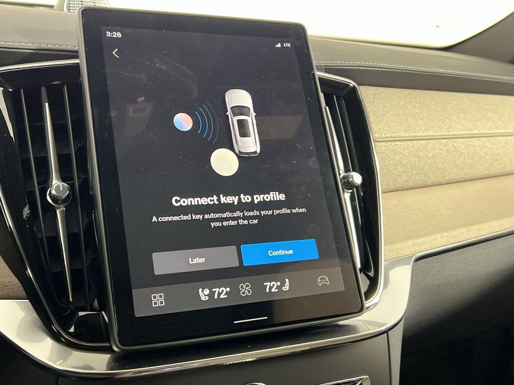 new 2026 Volvo XC90 car, priced at $80,955