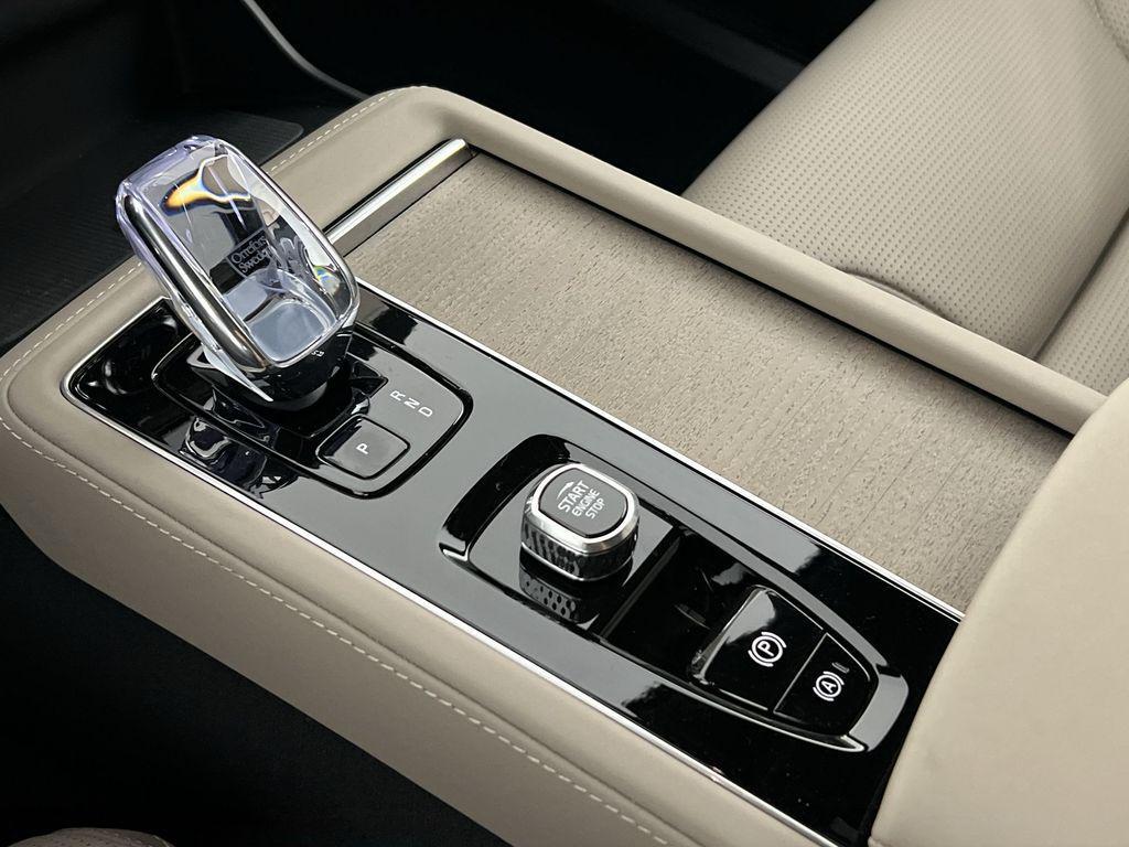 new 2026 Volvo XC90 car, priced at $80,955