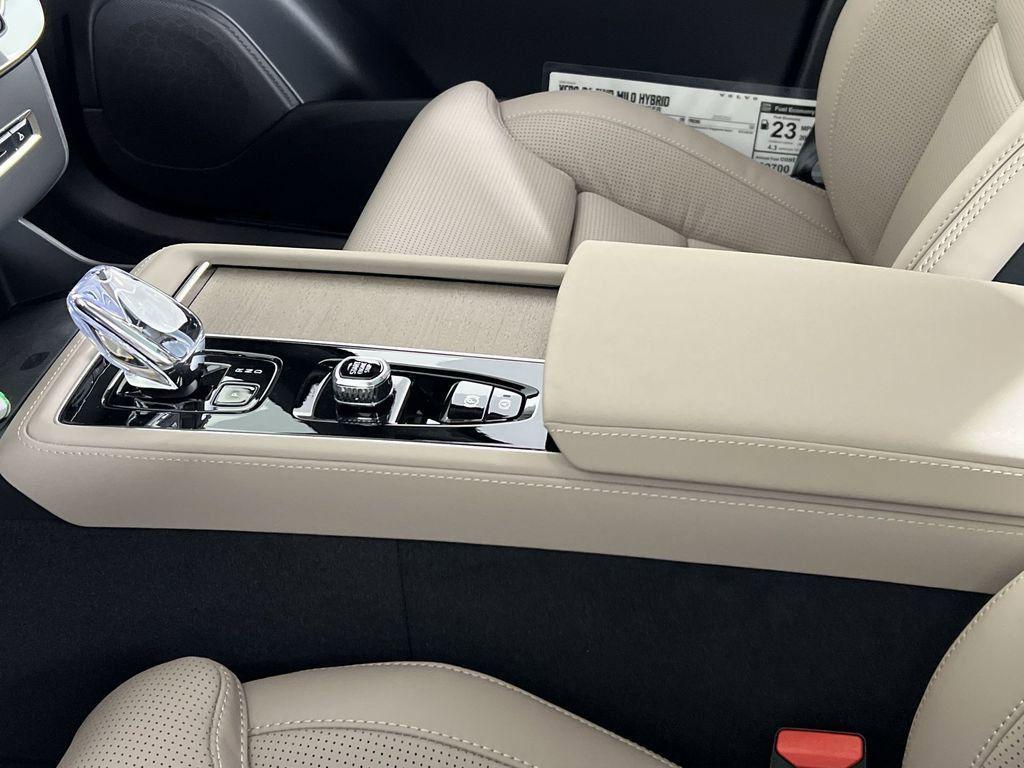 new 2026 Volvo XC90 car, priced at $80,955