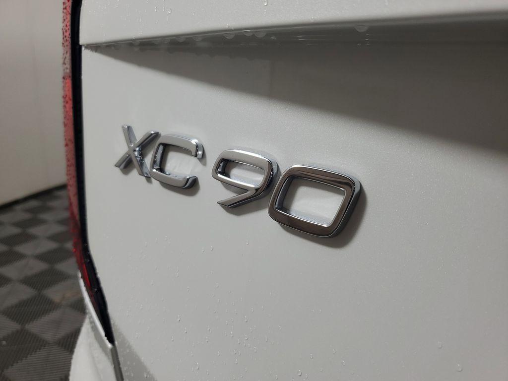 new 2026 Volvo XC90 Plug-In Hybrid car, priced at $86,544