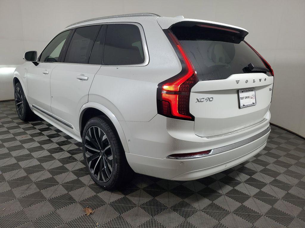 new 2026 Volvo XC90 Plug-In Hybrid car, priced at $86,544