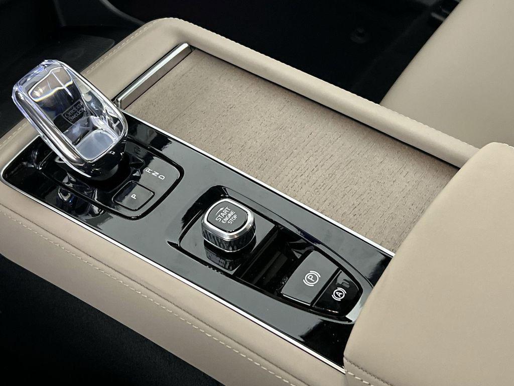 new 2026 Volvo XC90 Plug-In Hybrid car, priced at $82,674