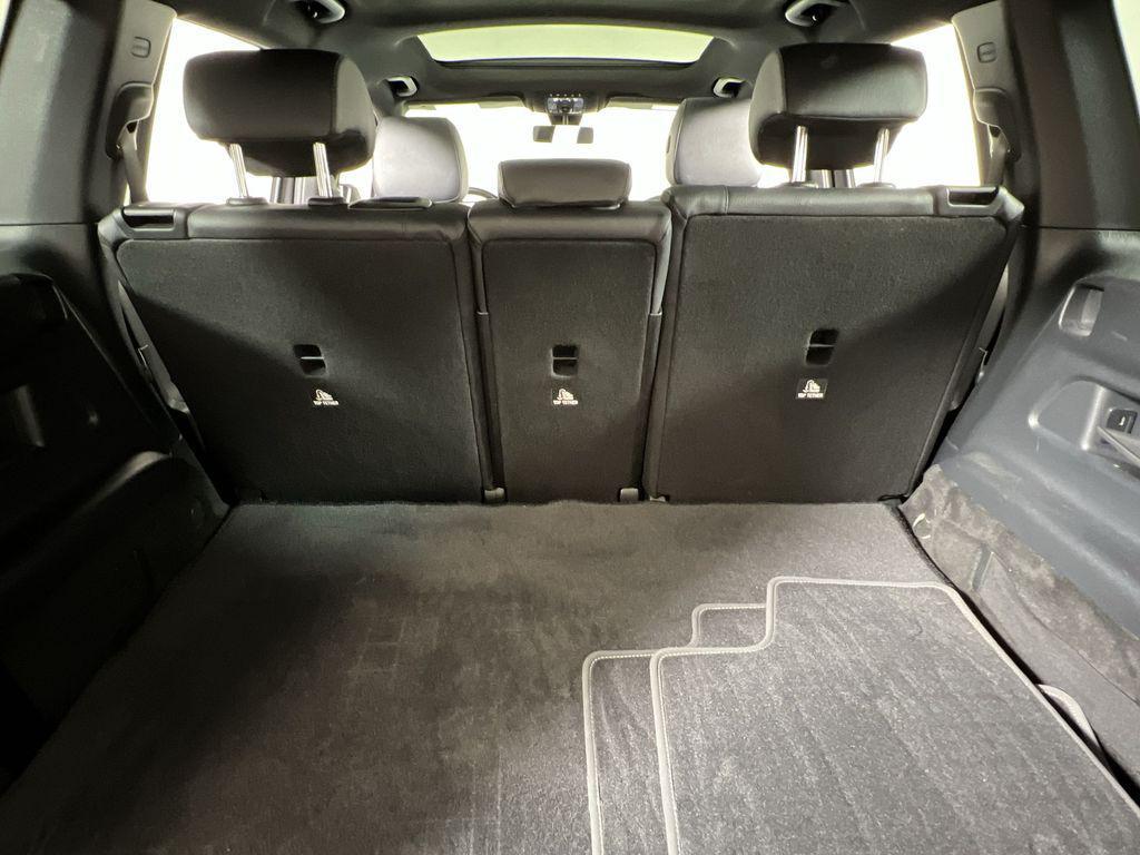 used 2021 Mercedes-Benz GLB 250 car, priced at $20,675