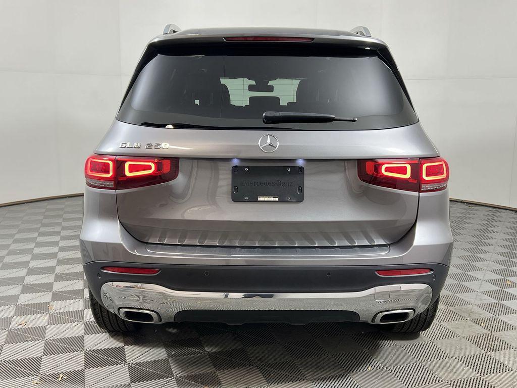used 2021 Mercedes-Benz GLB 250 car, priced at $20,675