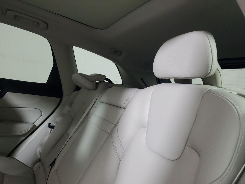 used 2018 Volvo XC60 car, priced at $22,085