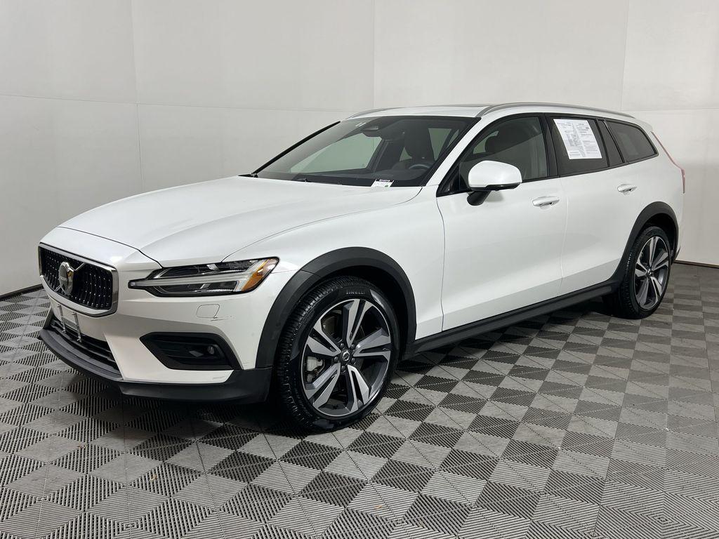used 2025 Volvo V60 Cross Country car, priced at $39,075