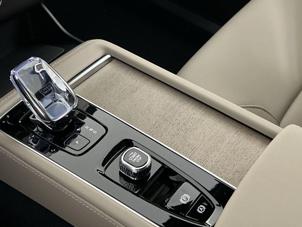 new 2026 Volvo XC90 car, priced at $72,440