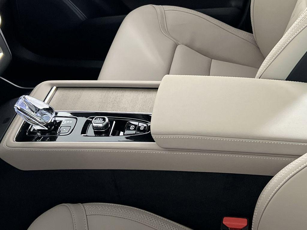 new 2026 Volvo XC90 car, priced at $72,440