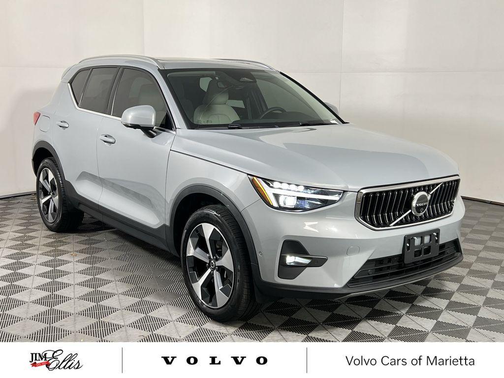 used 2024 Volvo XC40 car, priced at $31,306