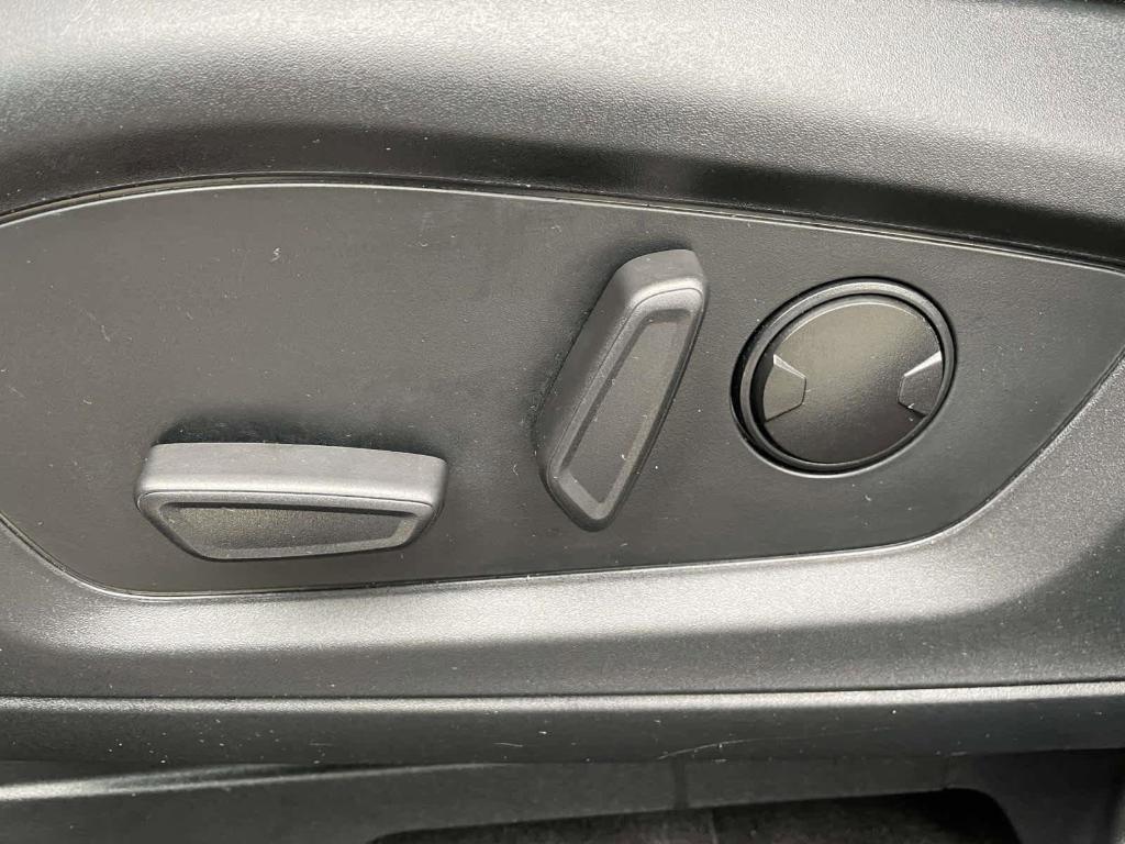 used 2022 Ford Explorer car, priced at $25,423