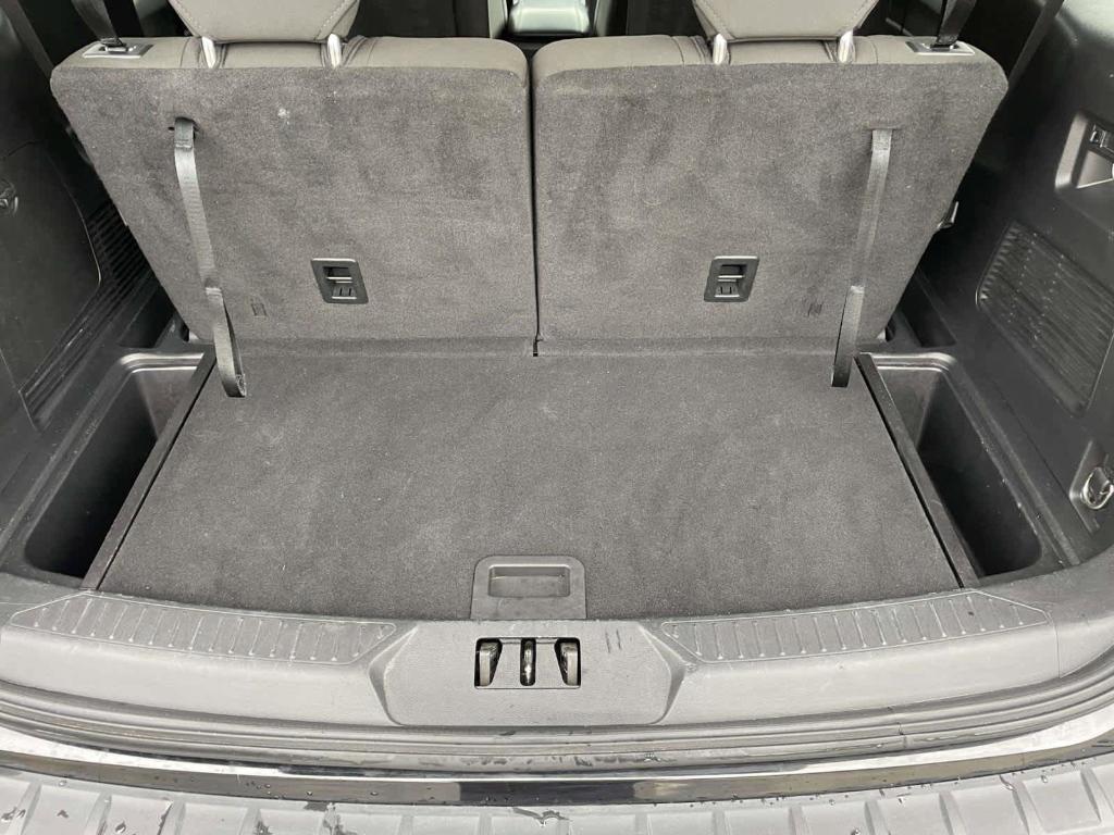used 2022 Ford Explorer car, priced at $25,423