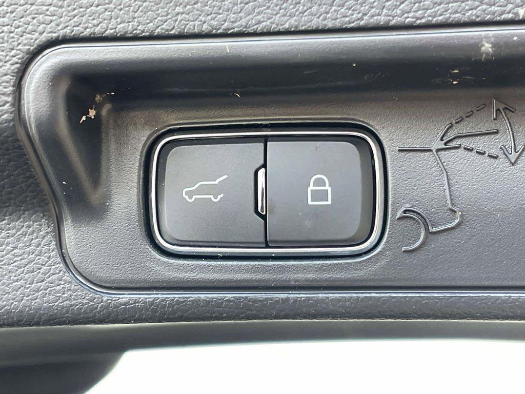 used 2025 Ford Explorer car, priced at $37,963