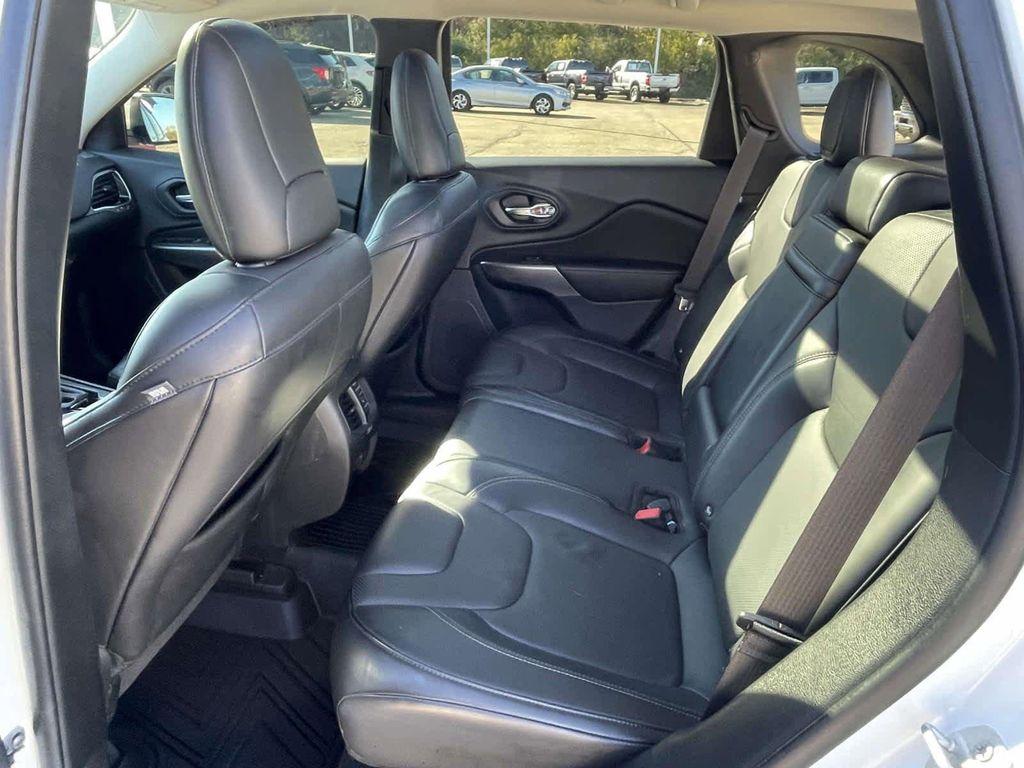 used 2019 Jeep Cherokee car, priced at $13,975