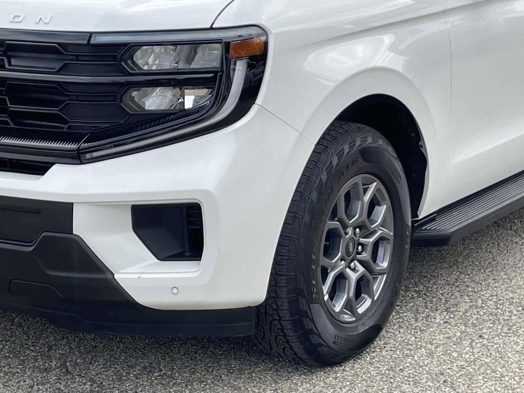 used 2025 Ford Expedition Max car, priced at $55,990