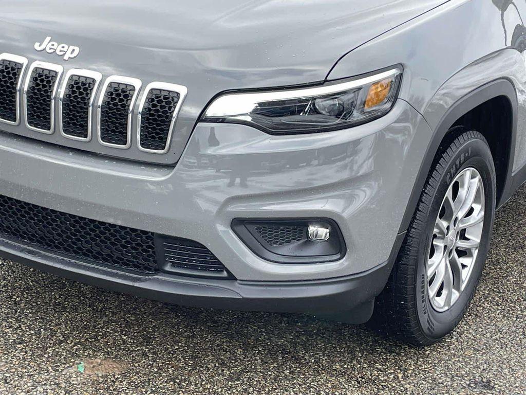 used 2020 Jeep Cherokee car, priced at $15,988
