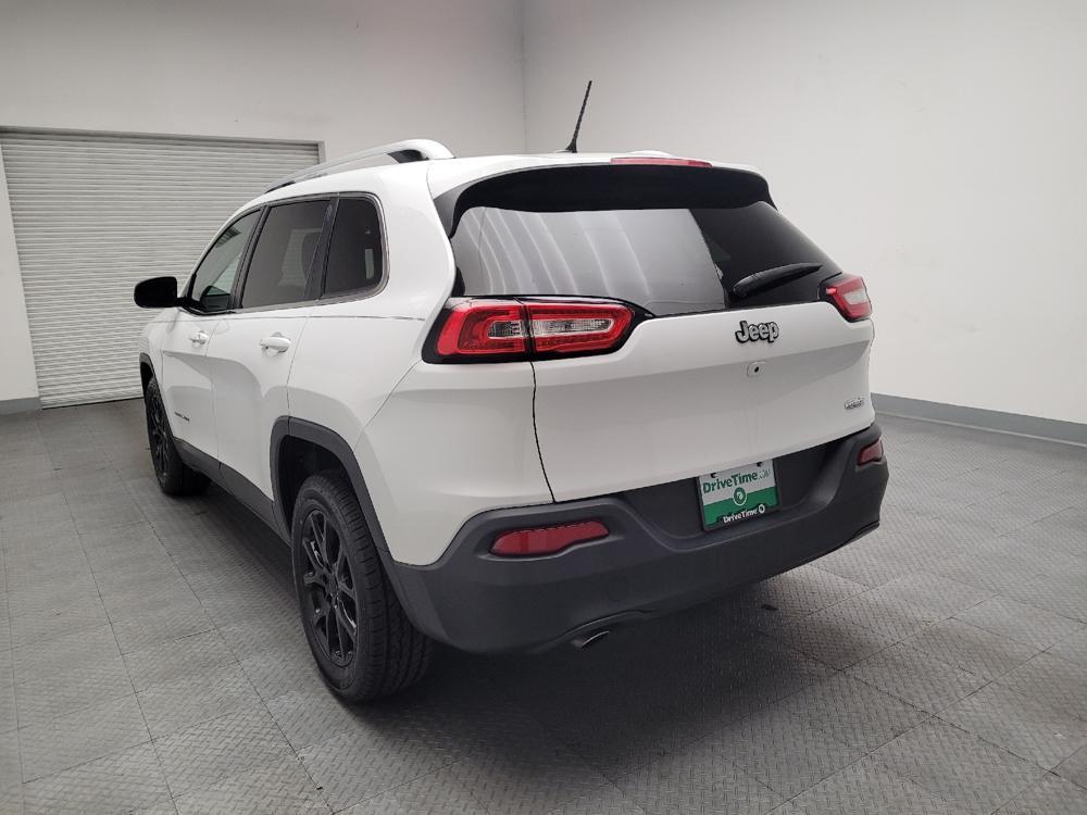 used 2018 Jeep Cherokee car, priced at $14,295