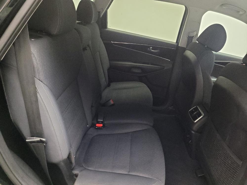 used 2018 Kia Sorento car, priced at $15,895