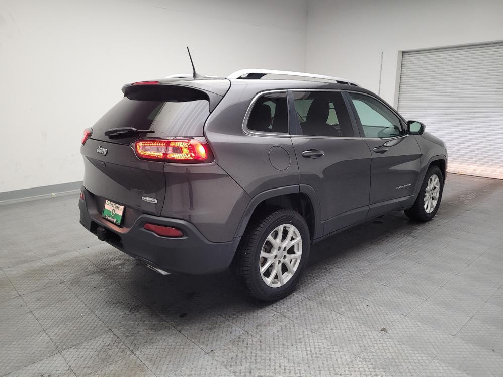 used 2016 Jeep Cherokee car, priced at $13,395