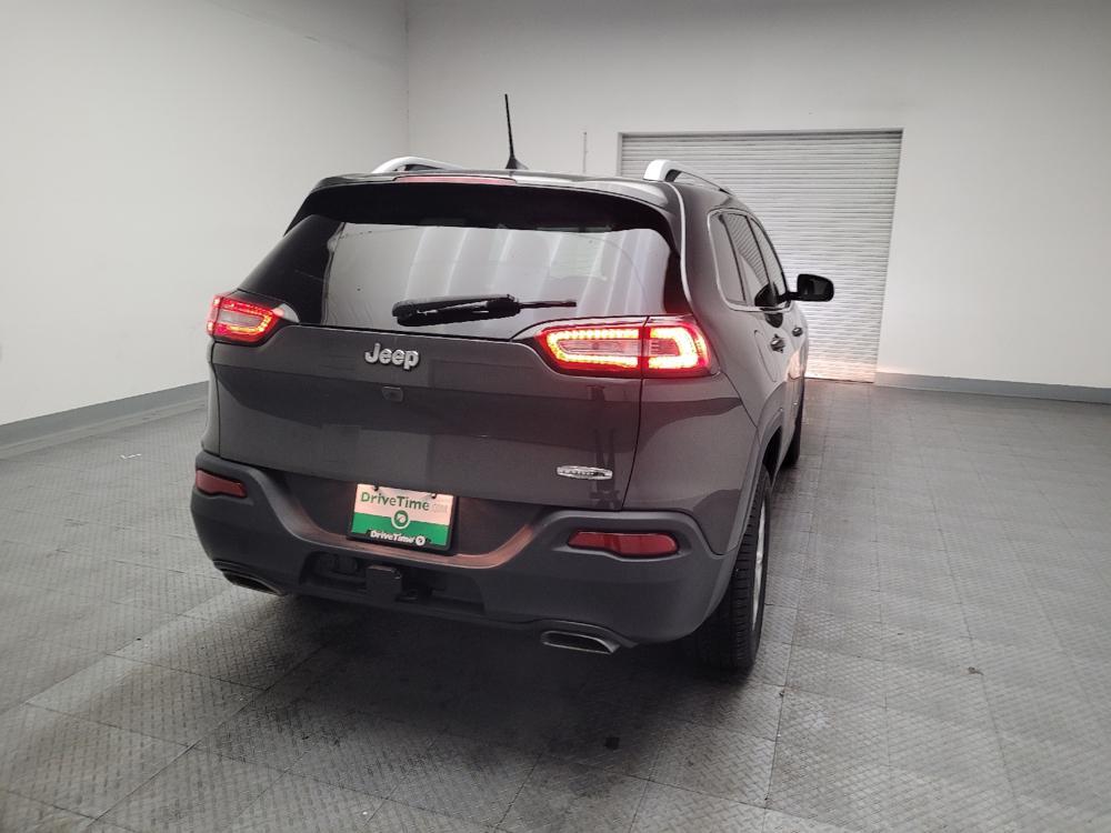 used 2016 Jeep Cherokee car, priced at $13,395