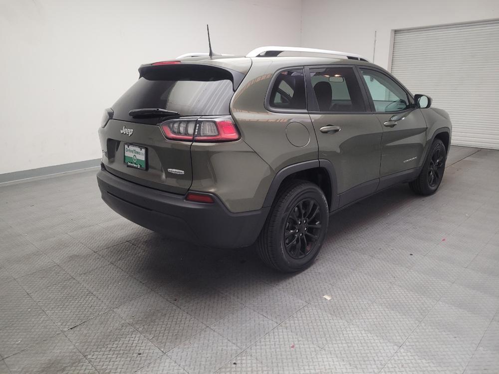 used 2020 Jeep Cherokee car, priced at $16,295