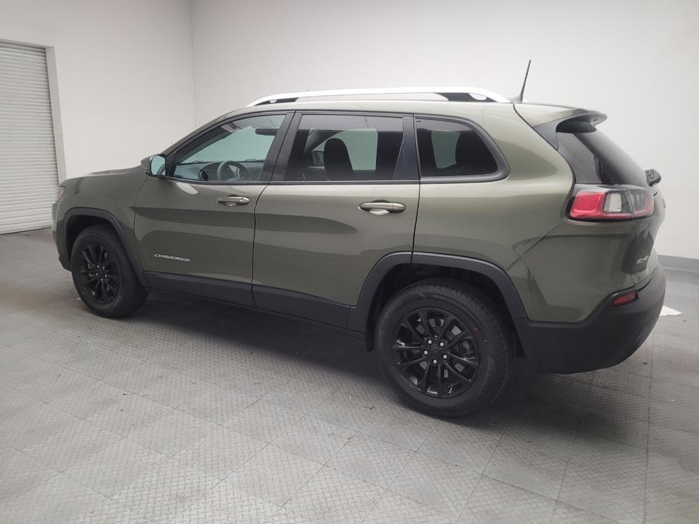 used 2020 Jeep Cherokee car, priced at $16,295