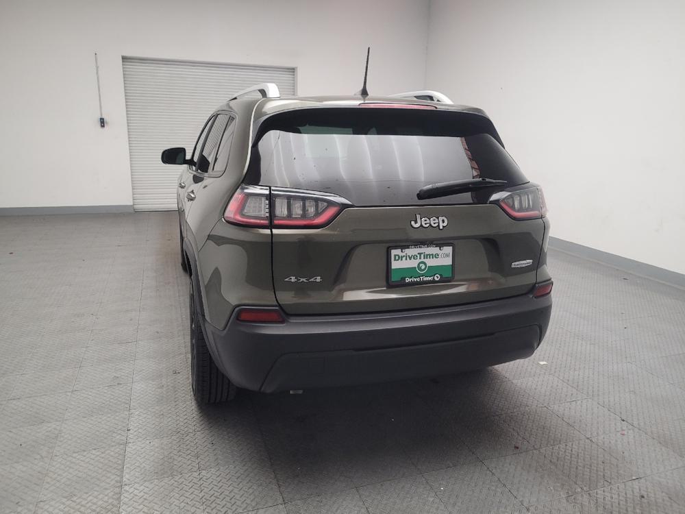 used 2020 Jeep Cherokee car, priced at $16,295