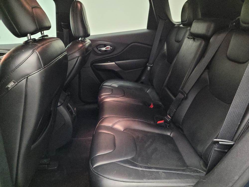 used 2019 Jeep Cherokee car, priced at $16,295