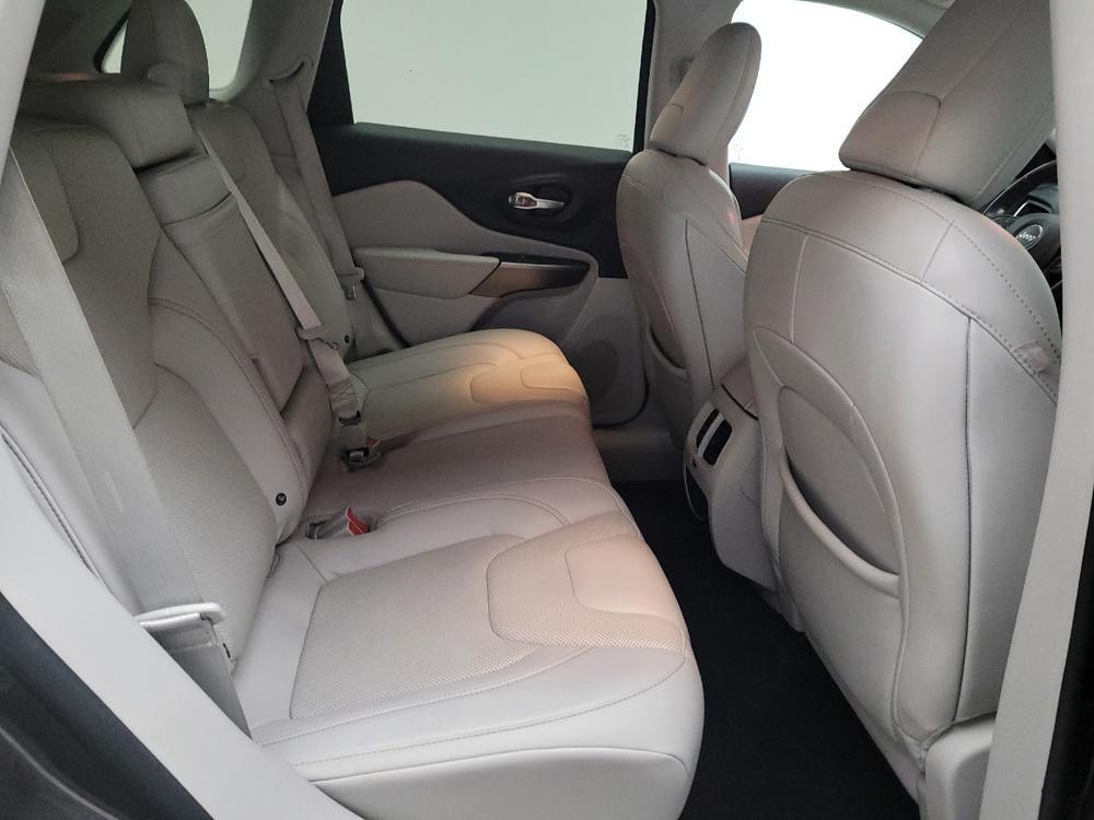 used 2019 Jeep Cherokee car, priced at $17,395