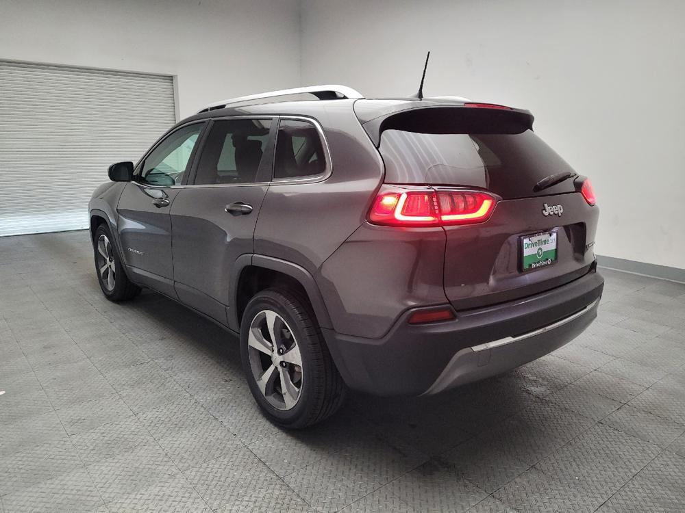 used 2019 Jeep Cherokee car, priced at $17,395