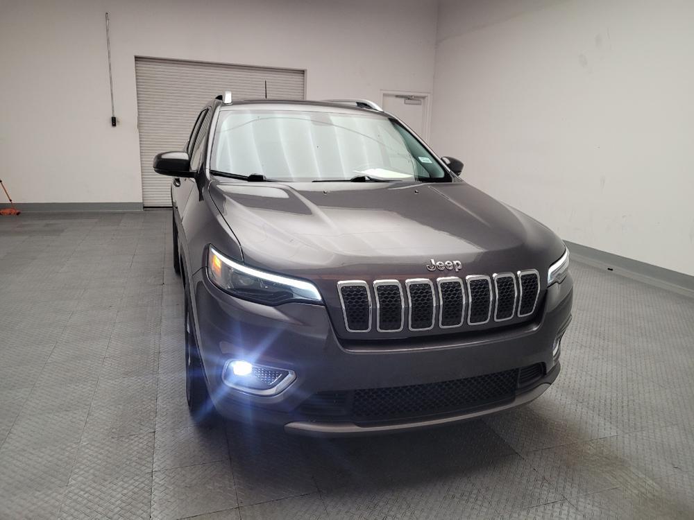 used 2019 Jeep Cherokee car, priced at $17,395
