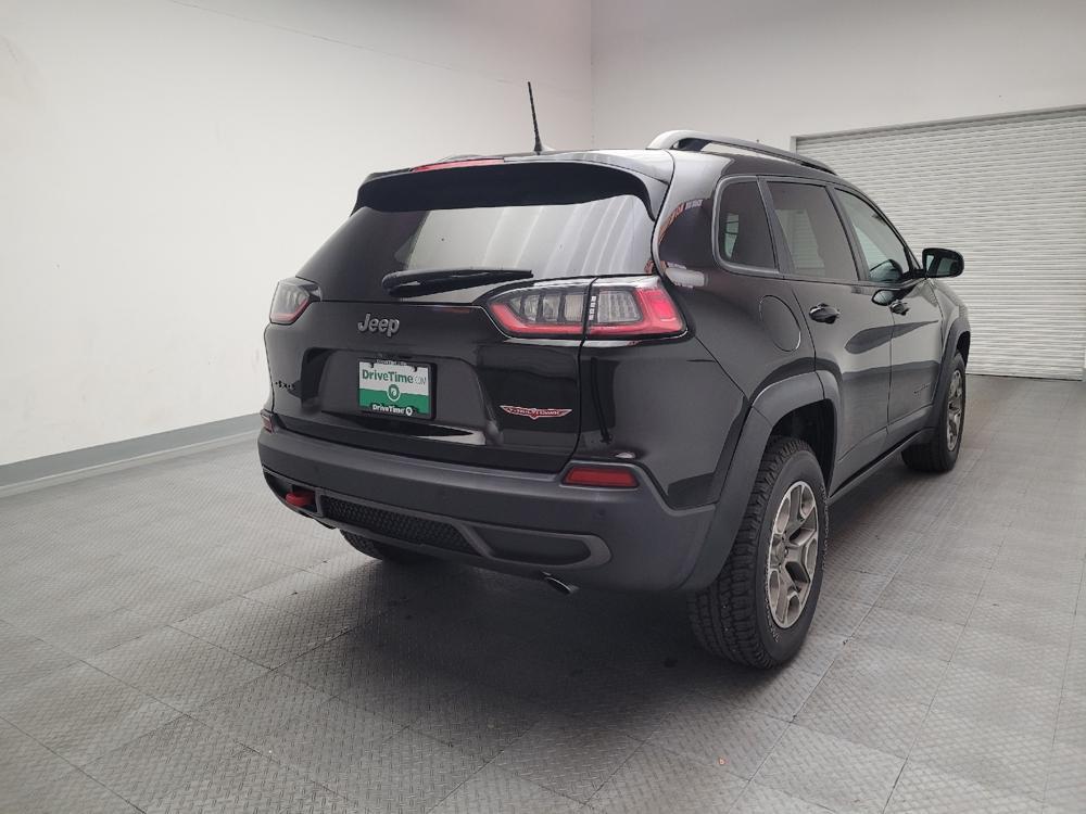 used 2020 Jeep Cherokee car, priced at $21,695