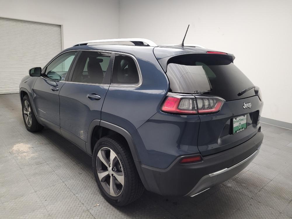used 2021 Jeep Cherokee car, priced at $15,795