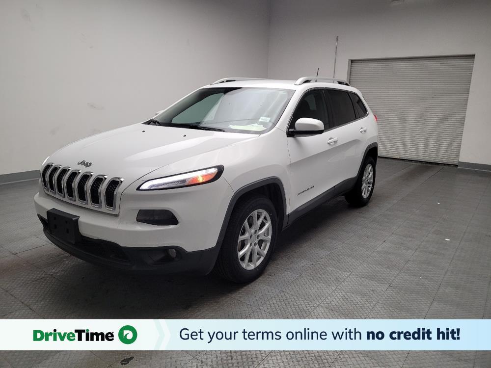 used 2018 Jeep Cherokee car, priced at $16,295