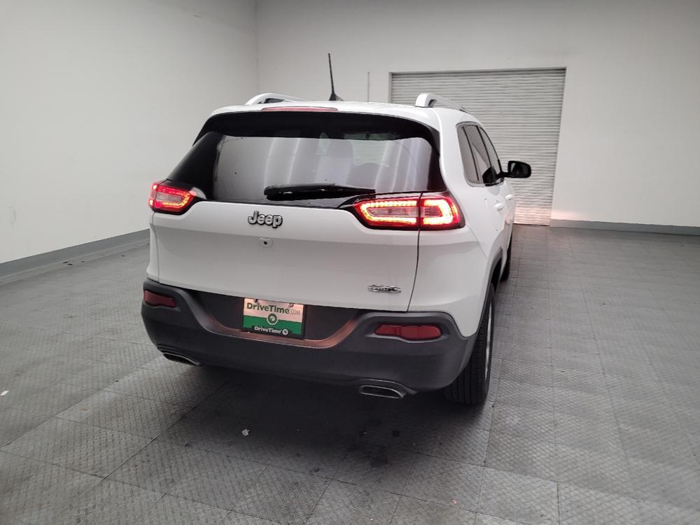 used 2018 Jeep Cherokee car, priced at $15,795