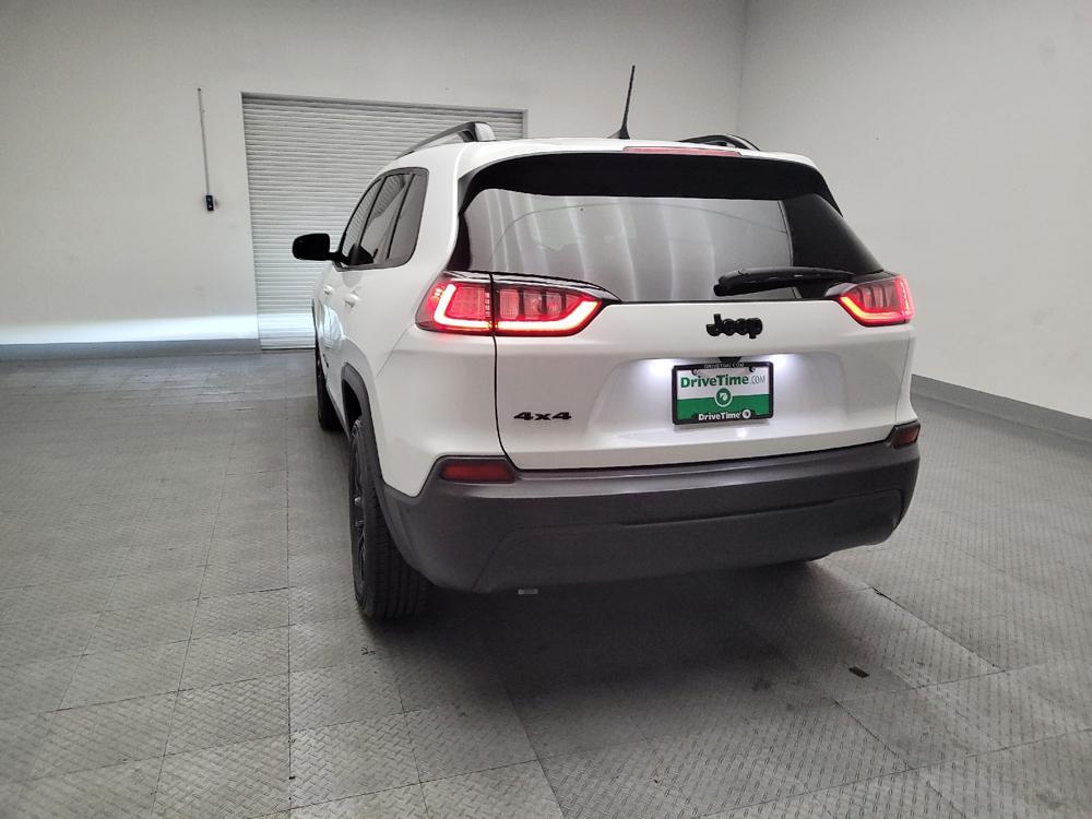 used 2023 Jeep Cherokee car, priced at $20,795