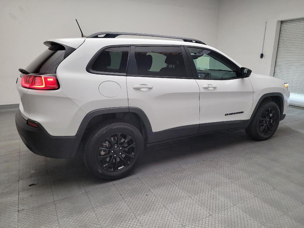 used 2023 Jeep Cherokee car, priced at $20,795