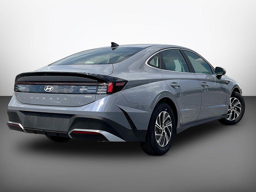 new 2026 Hyundai Sonata Hybrid car, priced at $29,236
