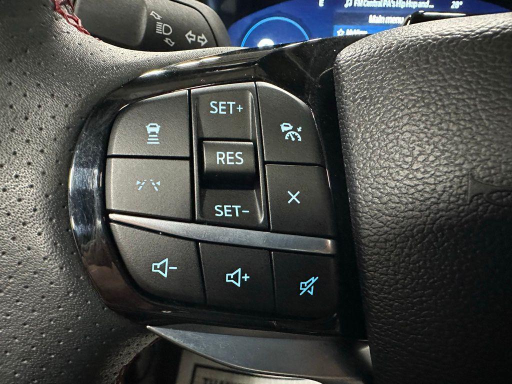 used 2025 Ford Explorer car, priced at $37,495