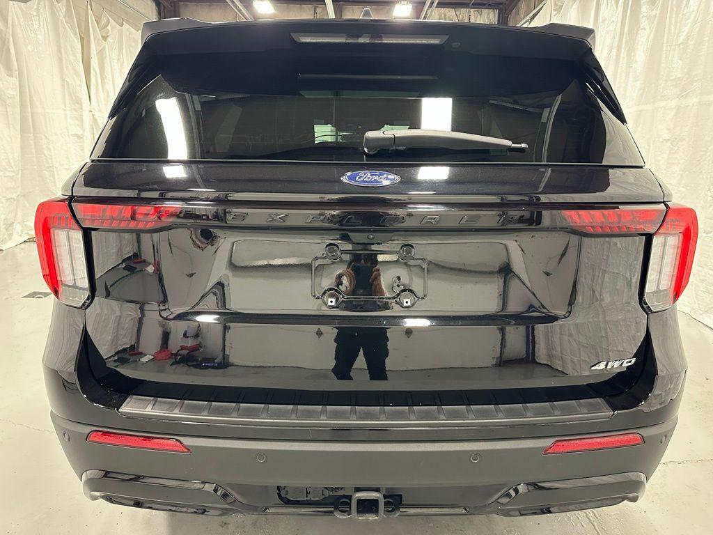 used 2025 Ford Explorer car, priced at $37,495