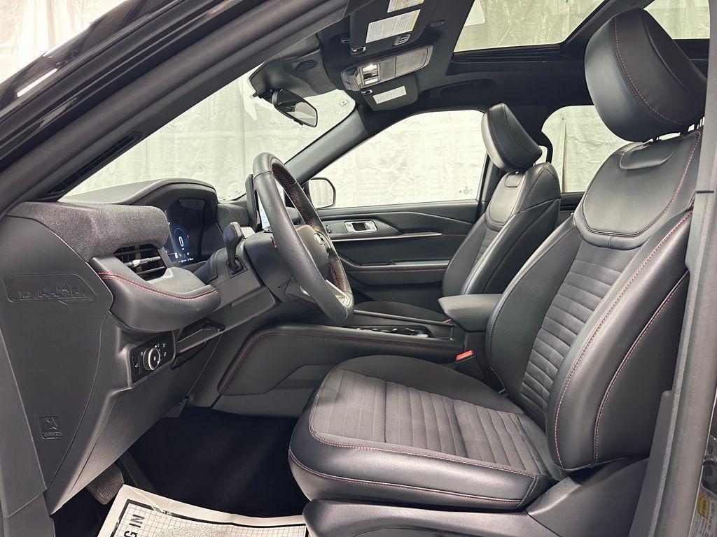 used 2025 Ford Explorer car, priced at $37,495