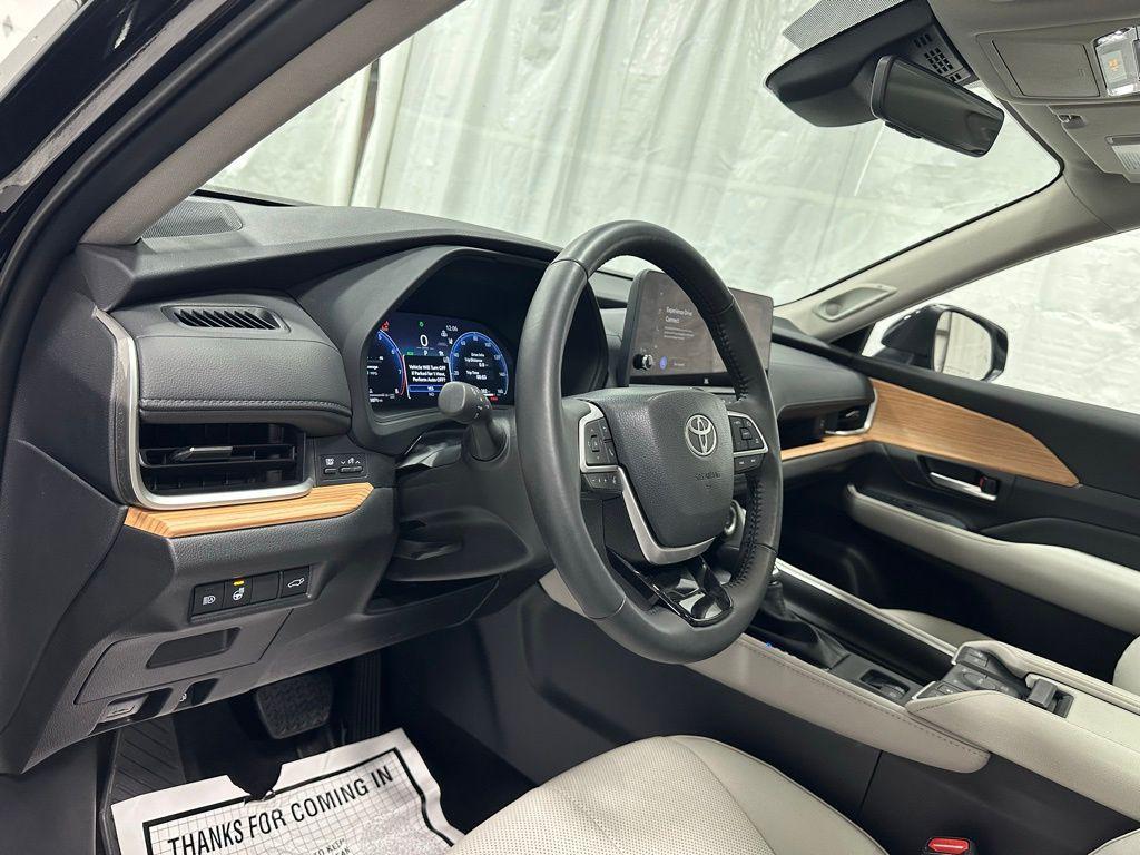 used 2025 Toyota Grand Highlander car, priced at $49,995