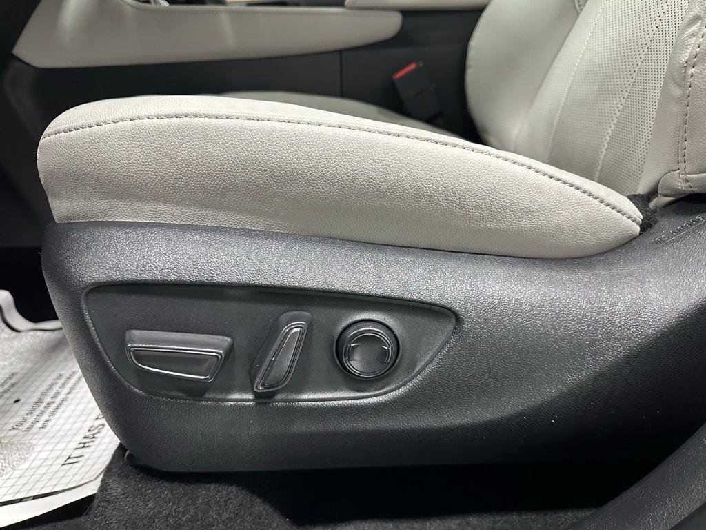 used 2025 Toyota Grand Highlander car, priced at $49,995