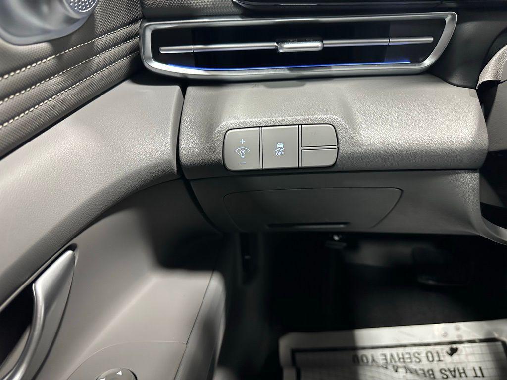 used 2025 Hyundai Elantra car, priced at $20,495