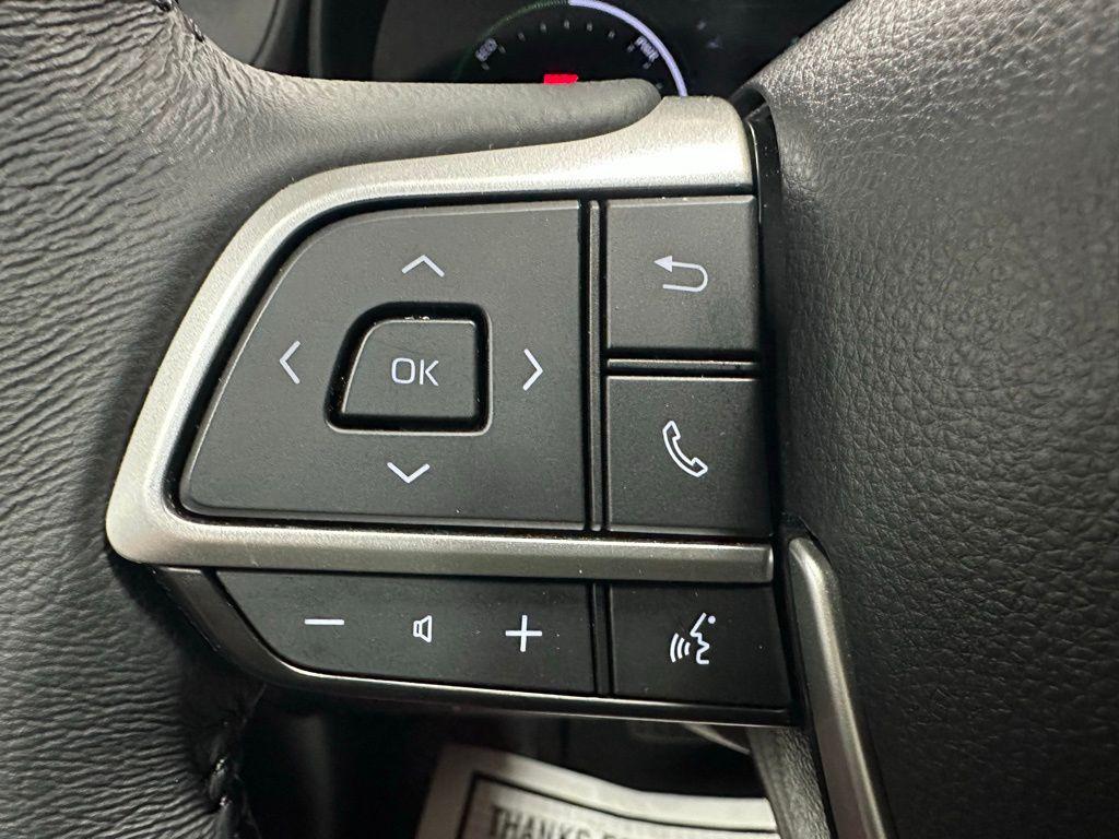 used 2025 Toyota Sienna car, priced at $41,995