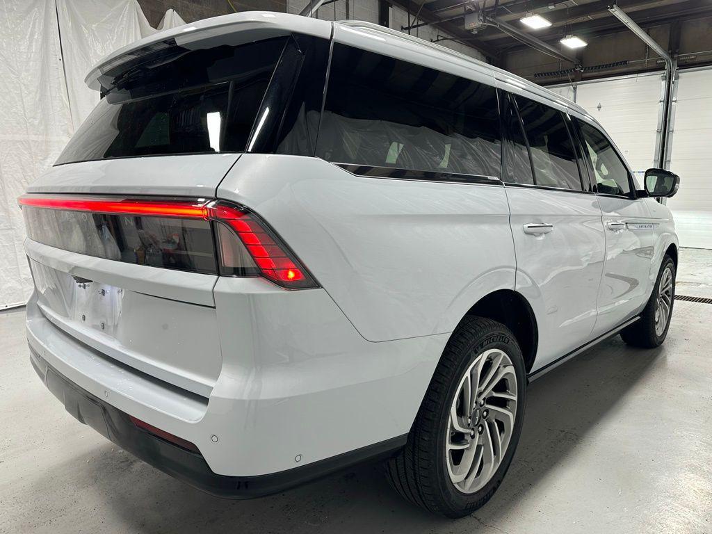 used 2025 Lincoln Navigator car, priced at $83,485
