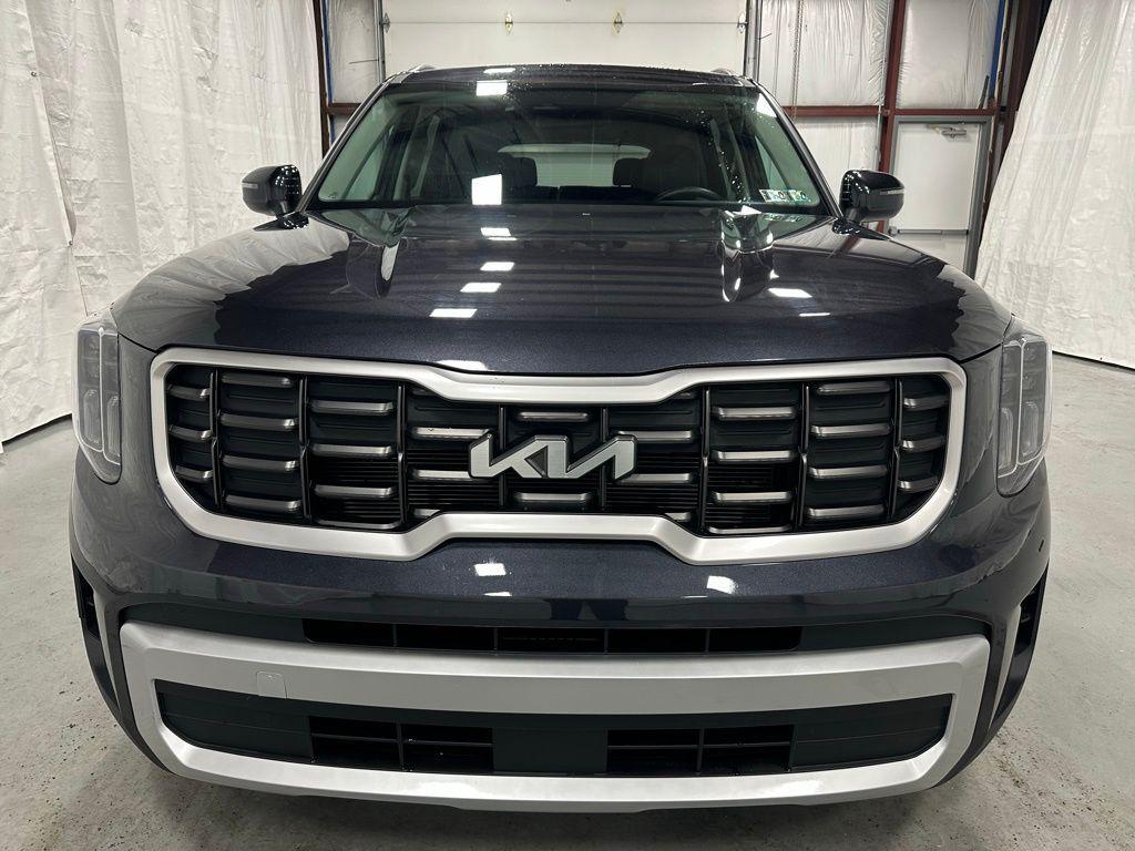 used 2025 Kia Telluride car, priced at $31,495